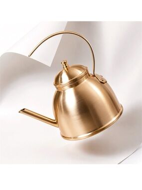 ROSE & FITZGERALD BRUSHED GOLD KETTLE - DOES NOT COME IN THE ORIGINAL BOX